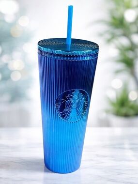 Starbucks 2024 Deep Ocean gradient Blue Ribbed spiral lid Venti Cold Cup Tumbler